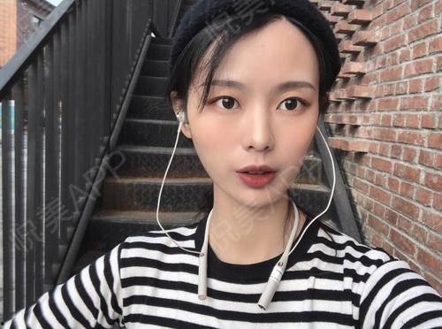 吃瓜娱乐旁白怎么说,吃瓜群众视角下的明星八卦大揭秘