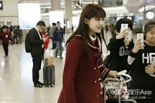 娱乐吃瓜女艺人被拉黑视频,吃瓜女艺人被拉黑，背后真相揭秘