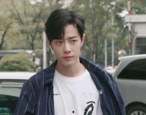 娱乐圈吃瓜杨紫肖战,娱乐圈的甜蜜瓜田，甜蜜与争议并存