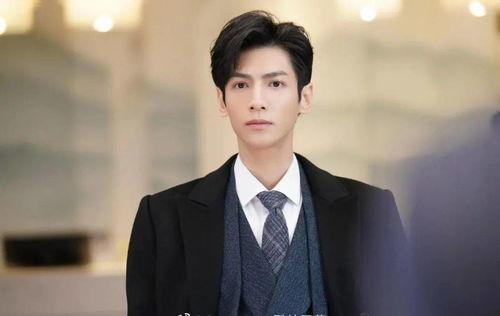 罗云熙娱乐吃瓜